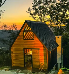 Enchanting cabin in the woods - Image 5