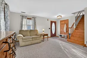 Lakeside Channel Hideaway – 4BR/2BA, Sleeps 10 - Image 4