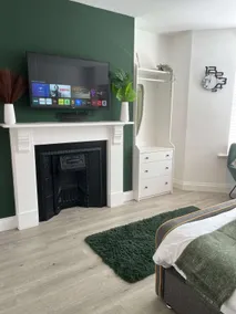 1st Floor 1 Bed Studio - Image 5