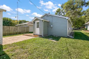 Petite Bradley Retreat - Image 3