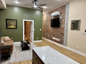 Modern Boho Getaway 1BR Apartment By KeenStays - Image 3
