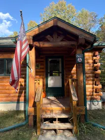 Cozy log cabin near Gore Mountain - Image 2