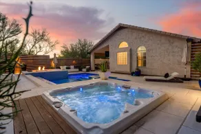 “Le Reve” Scottsdale: Luxury Living Pool / Spa - Image 3