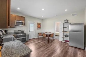 Bungalow near Kimmswick and major HIghways - Image 4