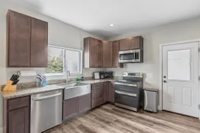 Bungalow near Kimmswick and major HIghways - Image 3