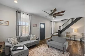 Bungalow near Kimmswick and major HIghways - Image 2