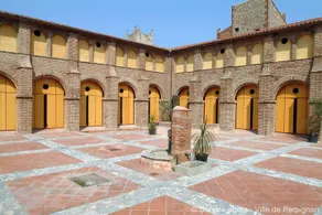 Campo Santo, downtown Perpignan, 2 bedrooms, fiber internet - Image 2