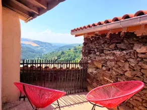 House in the heart of the village, Great view. - Image 1