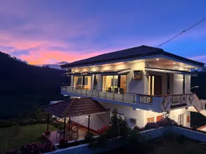 Glass Villa with private tea garden - Image 2