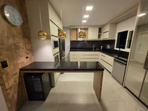 Apartment with Private Rooftop with Whirlpool - Image 5