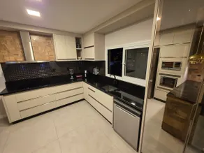 Apartment with Private Rooftop with Whirlpool - Image 4