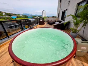 Apartment with Private Rooftop with Whirlpool - Image 2