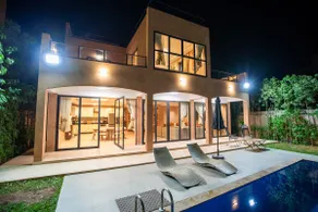 Charming family villa with pool - Image 3