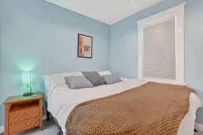 Stylish, creative district apt near downtown - Image 4