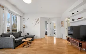 Flyte-2 Min Walk to Whyte Ave Action-2BR - Image 3