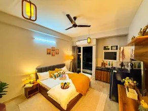 Bliss Nook - Cozy & Serene Stay Near Medanta Hospital - Image 3