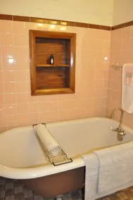 Streator's Baldwin House - Image 4