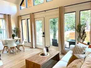 Cabin Oasis in East Atlanta - Image 2