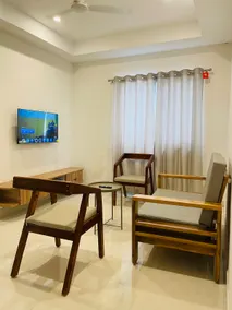 Zyra Stays | Cozy 2BHK Flat Near Yashoda Hospital - Image 2