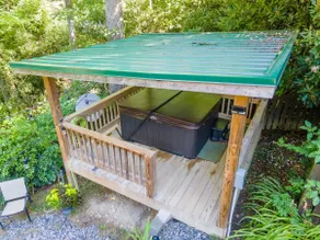 White Laurel Cottage At Linville Falls - Image 3