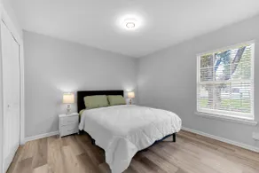 Stylish Spacious Modern 4BR@Beach College Central - Image 4