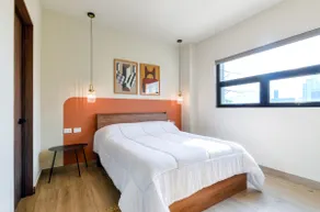 Luxury in San Jeronimo! 1 King & 2 Queen Beds 8 people - Image 5