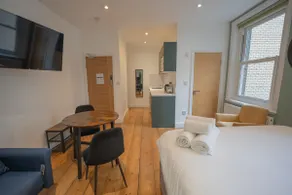 Premium Studio King’s Cross | Central & Business - Image 3