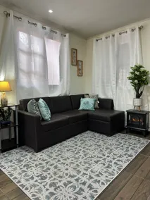 Comfortable and central apartment - Private parking - Image 2