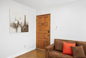 Spacious Burbank 2-bdrm house close to everything - Image 5