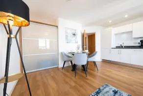 Stunning 4th-Flr Views | Sleeps 4 + Parking - Image 5
