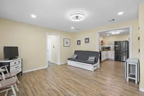 Retreat Near College Station & Lake Somerville - Image 4