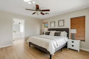Renovated•Spotless Home•New Furniture•Quiet•Near60 - Image 5