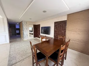 Coralia Quiet apartment Netflix - Image 2