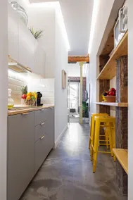 7 Matices in downtown Madrid - Matiz Amarillo 3 - Image 4