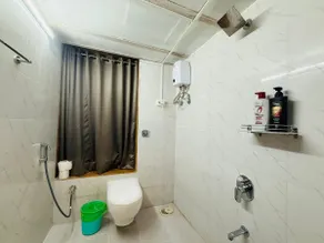 Service Apartment In Malabar Hill By Florastays - Image 4
