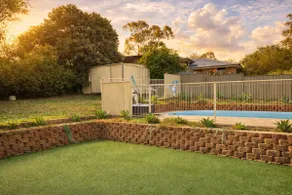 Banksia House | 4BR Spacious Retreat In Singleton - Image 5