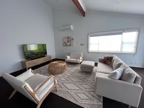 Banksia House | 4BR Spacious Retreat In Singleton - Image 3
