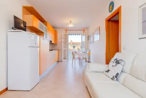 Residence & pool – 4 min walk to the beach - Image 5