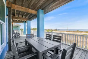 1 block to the beach! Dog friendly! Two pools! - Image 3
