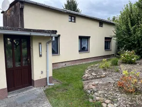 Charming holiday home in Wittenberge on the Elbe - Image 2
