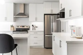Brand New Stay | Patio, Pets Welcome& Free Parking - Image 4
