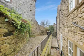 Bradley House - Image 3