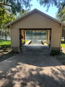 Cypres House on the River - Image 5