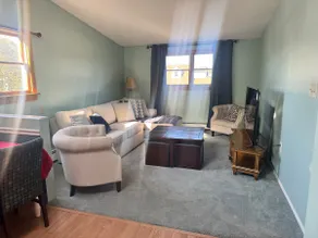 Cute 2 BR Apartment near Bethpage State Park - Image 2