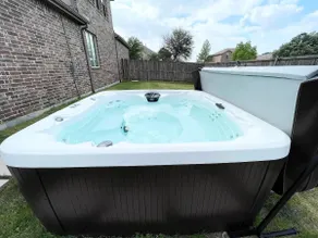 SuperHost ~ Spacious Home w/ 3 King Beds + Hot Tub - Image 2