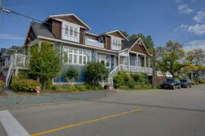Luxury Home in New Westminster (Queensborough) - Image 2