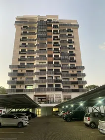 In the Presidente Building - Image 3