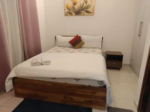 Cozy Pool Resort Near Airport | Sea View, Gym - Image 3