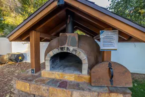 Apres Abode | Hot Tub, Pizza Oven & Fenced Yard - Image 5