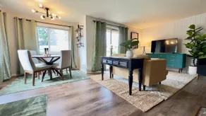 Pet-Friendly 2 Bedroom with Fenced Yard - Image 3